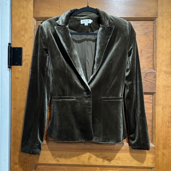 Molly Bracken Jackets & Blazers - WOMENS MOLLY BRACKEN OLIVE VELVET BLAZER